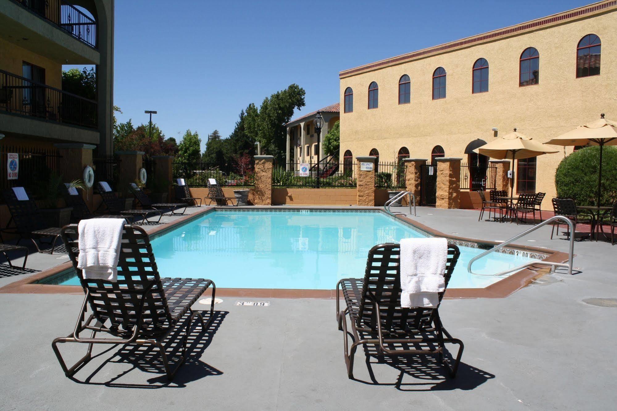 Best Western Plus Heritage Inn Stockton Facilities photo