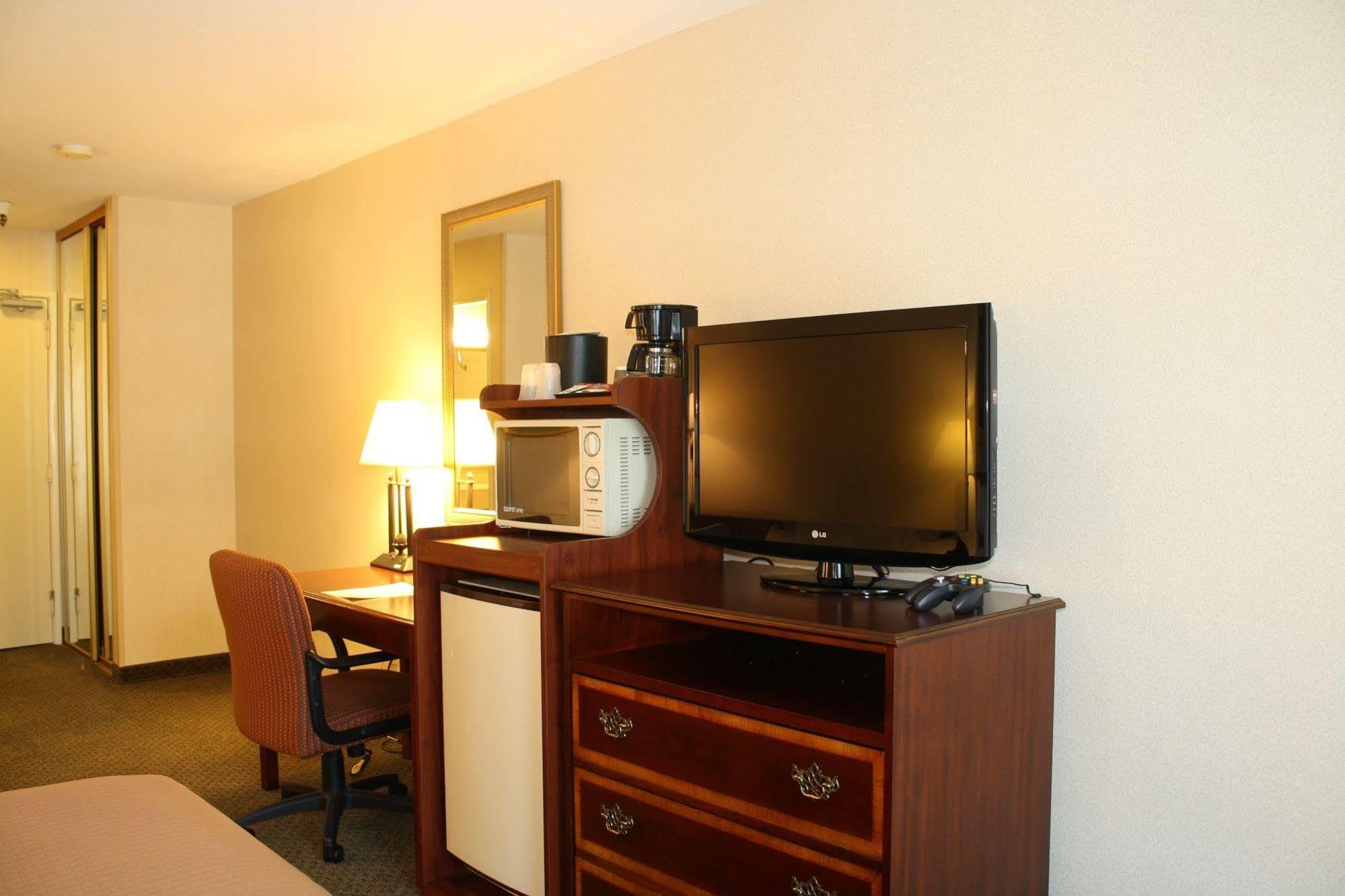 Best Western Plus Heritage Inn Stockton Room photo